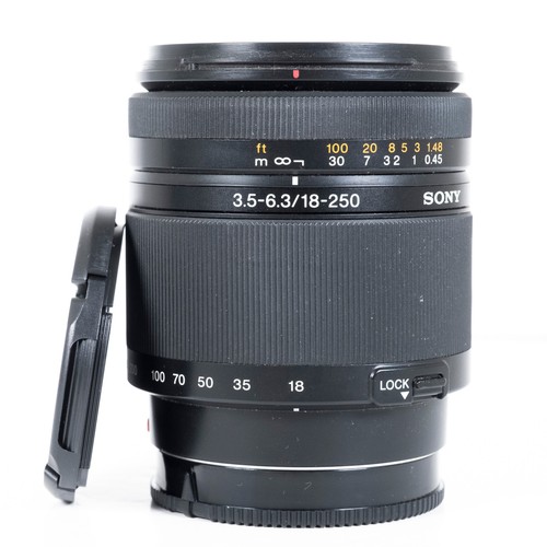 Sony 250 5 6 3 - 18-250, mm