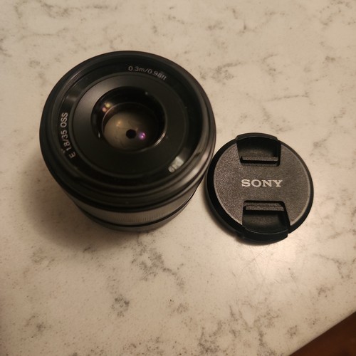 Sony 35mm oss - sony,