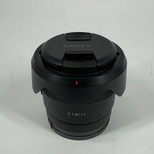 Sony 8 e mount - 11, f/1.8